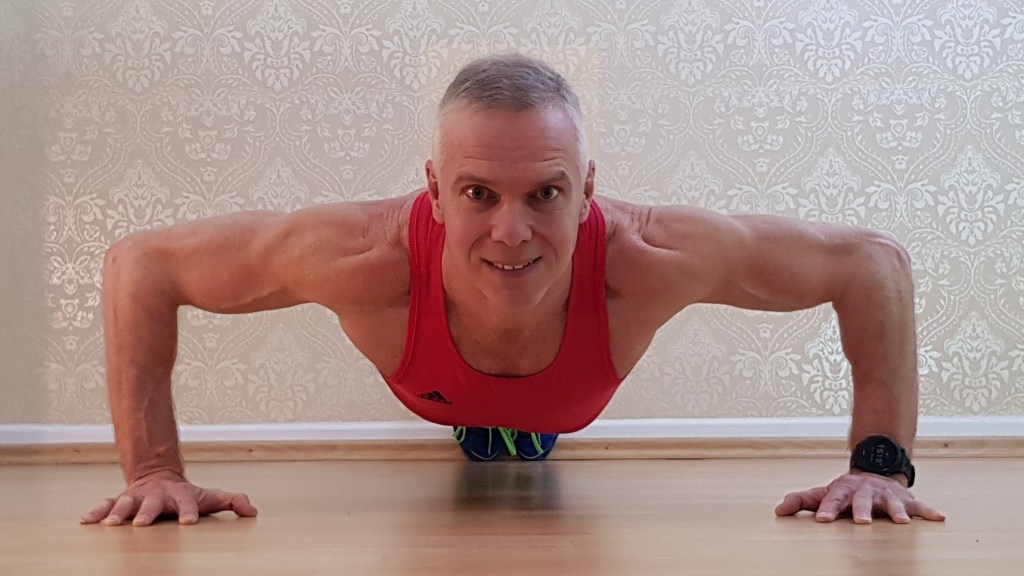 Ted Spitzer im Liegestütz